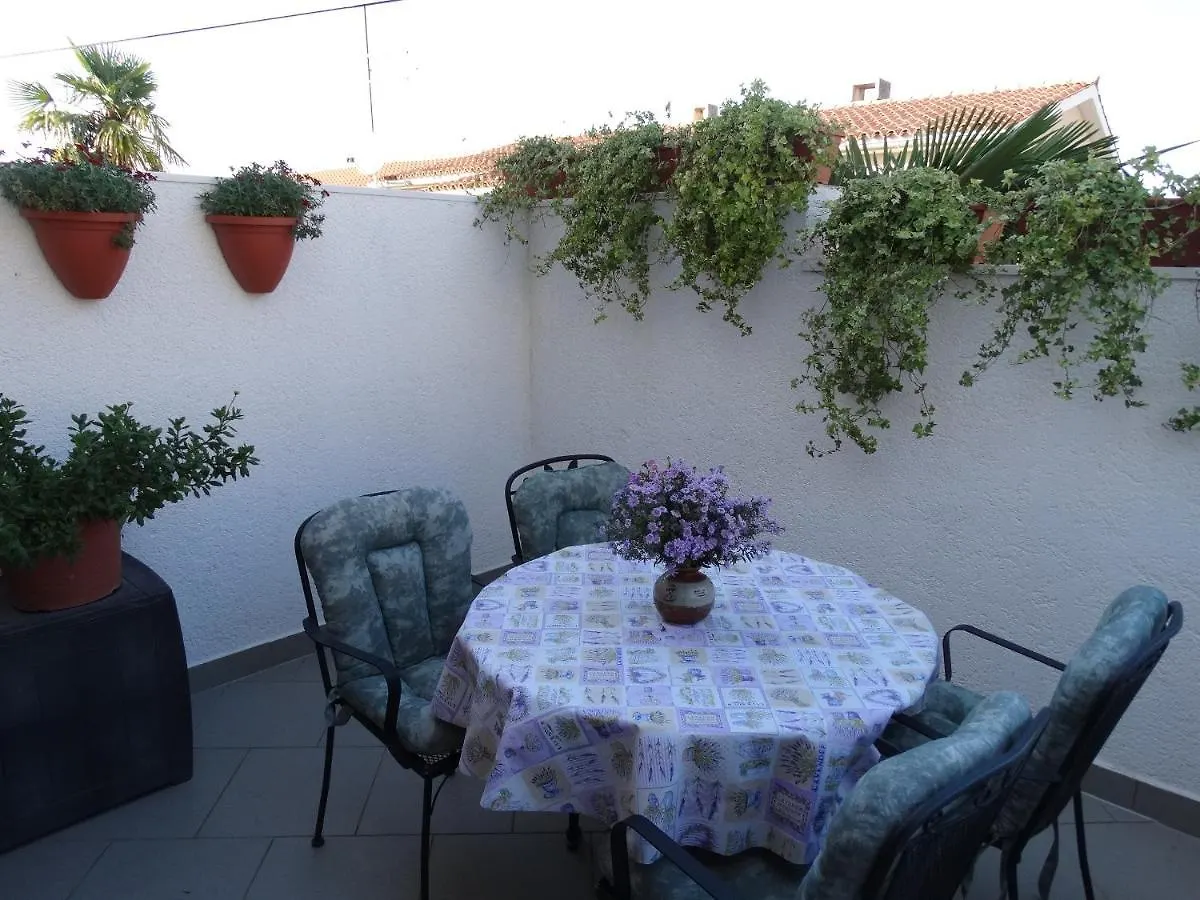 Ferienhaus Rustika Porec Croazia